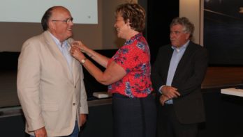 Pierre Bronsgeest en Peter Dohmen ontvangen gouden erespelden Sportvisserij Nederland