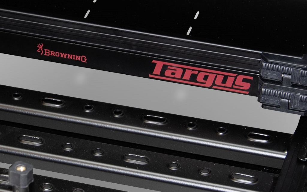 Browning Targus Seat Box 2020 x 16 kg : : Sports & Outdoors