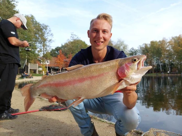 Rechtstreeks ingekocht bij een Duitse viskweker zet Wild het hele jaar door een aantrekkelijke mix van vissen uit: zalmforellen, goud-, kupfer-, blauwe-, beekforellen, beekridders, regenboogforel, snoekbaarzen en palingen.