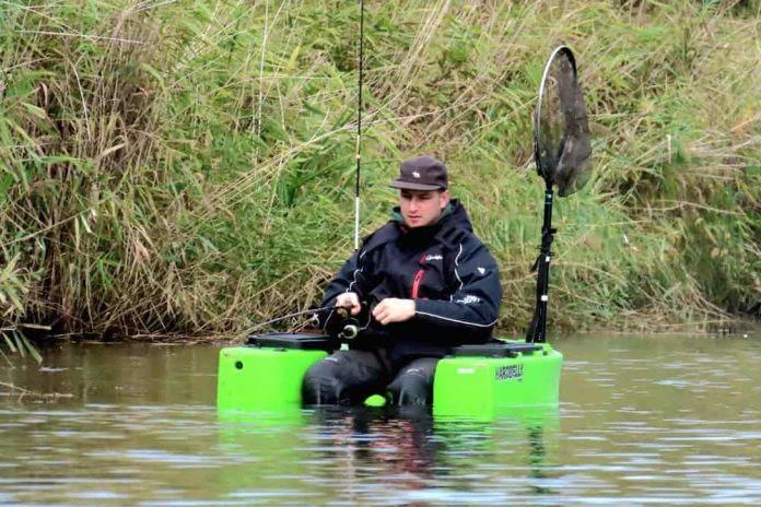 De kantjes afstruinen met een hard bellyboot van EcoRecreatie.