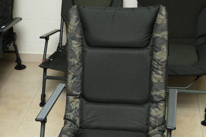 Onder de noemer B-Carp Chair Armrest komt groothandel Arca dit jaar met een drietal nieuwe karperstoelen.