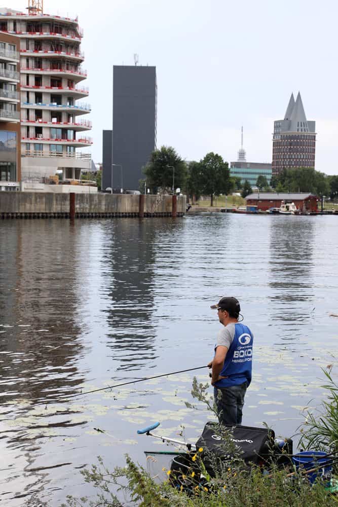 Maatregelen die al eerder dit jaar door de waterschappen en Rijkswaterstaat zijn ingesteld blijven van kracht.