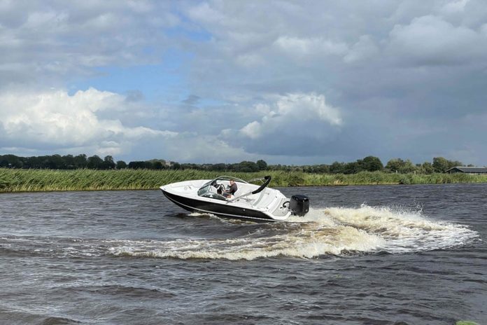 Suzuki Marine lanceert de nieuwe 250 pk sterke DF250AUNX tijdens de Hiswa te Water in Lelystad.