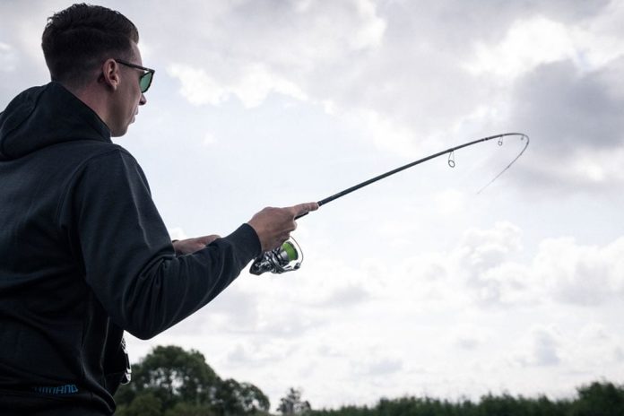 De Stradic is één de meest bekende en meest vertrouwde werpmolens van Shimano en wordt al vele jaren met de hoogste tevredenheid gebruikt door vissers over de hele wereld.