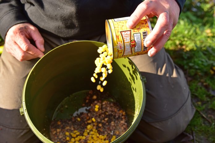 m_132KW09_particles_russel-08